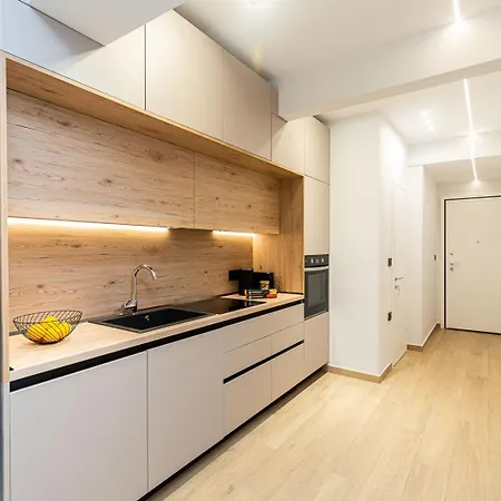 Modern 3 Bedroom Luxury Apartment