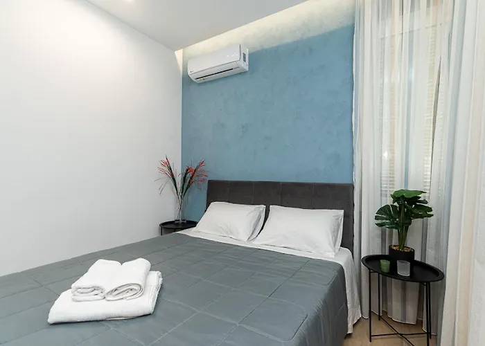 Modern 3 Bedroom Luxury Appartamento *