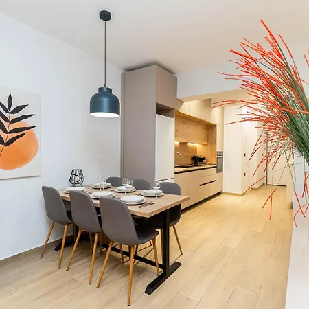 Modern 3 Bedroom Luxury