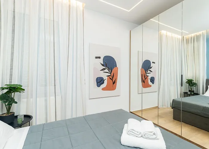Modern 3 Bedroom Luxury Apartment