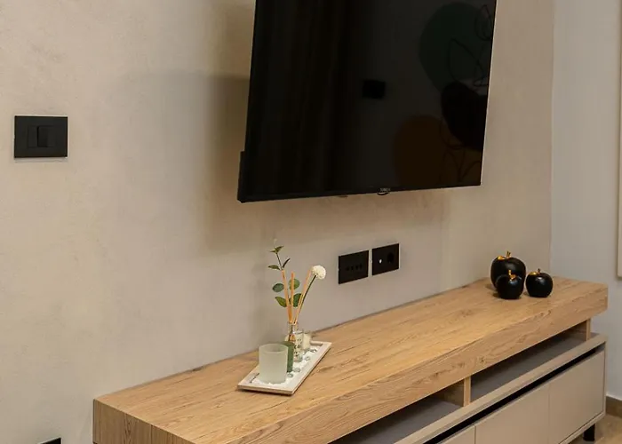 Apartment Modern 3 Bedroom Luxury