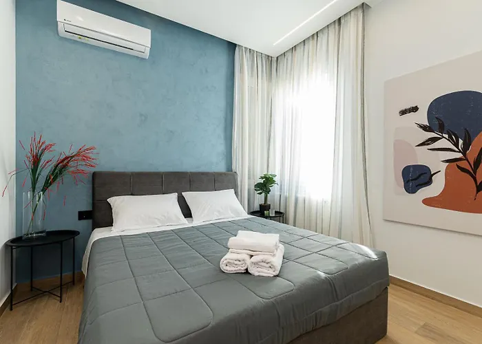 Apartment Modern 3 Bedroom Luxury *