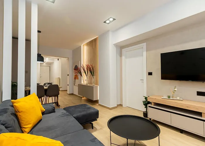 公寓 Modern 3 Bedroom Luxury 塞萨洛尼基