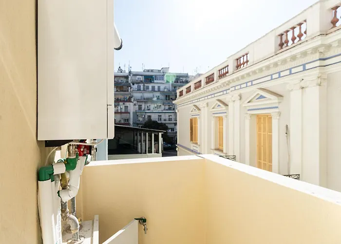 Modern 3 Bedroom Luxury *